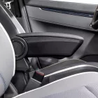 RATI Bracciolo Armster 3 OPEL FRONTERA 2024-  [nero,pelle vegana,cuciture rosse]