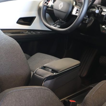 RATI Bracciolo Armster 2 RENAULT 5 E-TECH 2024-  [nero,pelle vegana]