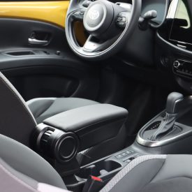   RATI Bracciolo Armster 3 TOYOTA AYGO X HYBRID 2026-  [nero,pelle vegana]