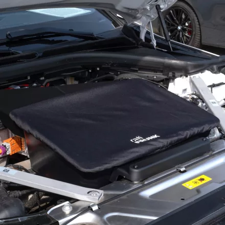 RATI FRUNK BMW I4 2022- [eDrive35 / eDrive40, senza sospensioni M Sport] 